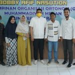 Foto bersama Bobby Afif Nasution bersama pimpinan organisasi Ottoman (ortom) Muhammadiyah Medan, Sumatera Utara.