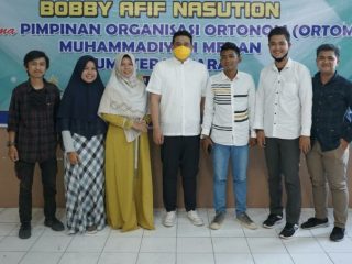 Foto bersama Bobby Afif Nasution bersama pimpinan organisasi Ottoman (ortom) Muhammadiyah Medan, Sumatera Utara.