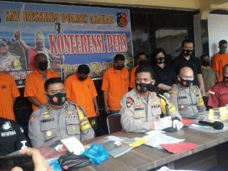 Konferensi Pers terkait terungkapnya kasus perjudian yang dipimpin Kapolres Asahan, AKBP Nugroho Dwi Karyanto.