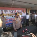 Kapolda Sumut Irjen Pol Martuani Sormin saat memberikan keterangan terkait dugaan prostitusi online artis FTV di Mapolrestabes Medan.