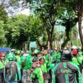 Aksi demo di depan kantor DPRD kota Medan Jalan Kapten Maulana Lubis, Selasa (4/8/2020).