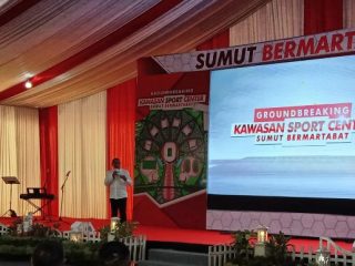 Gubernur Sumatera Utara (Sumut), Edy Rahmayadi saat peletakan baru pertama pertanda memulai pembangunan Sport Center Sumut.