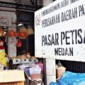 Pasar Petisah, salah satu pasar tradisional di Kota Medan milik Pemko Medan. Saat ini keberadaan pasar tradisional masih kurang di Kota Medan.