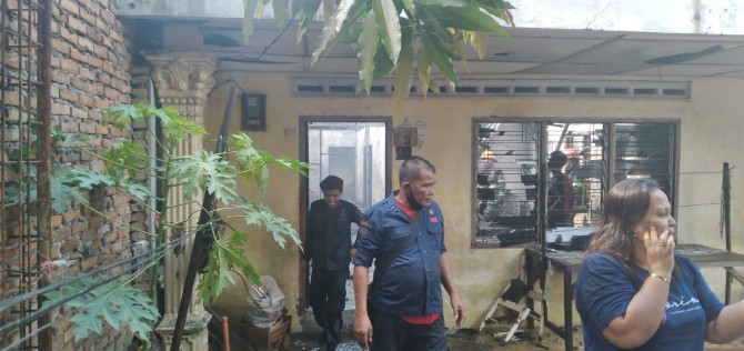 Munmun Dutta Xnxx Com - Satu Unit Rumah di Jalan Dorowari Hangus Terbakar