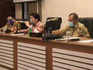 Rapat Koordinasi Penertiban PSU Perumahan di Balai Kota Medan, Selasa (25/8/2020).
