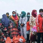 Yayasan Sahabat Yatim Indonesia melakukan bakti sosial kepada warga yang terdampak langsung erupsi Gunung Sinabung di Tanah Karo.