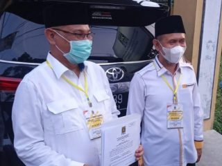 Pasangan bakal calon (balon) walikota, Akhyar Nasution dan wakil walikota Medan, Salman Alfarizi