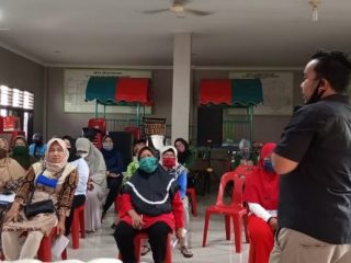 Lembaga Pengabdian/Pelayanan kepada Masyarakat (LPPM) Universitas Sumatera Utara (USU) memberikan pelatihan di Aula Kantor Camat Medan Polonia, Jumat (11/9/2020)