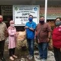 Pengurus DPD KNPI Sumatera Utara lakukan Bakti Sosial berupa pembagian masker di SD Negeri 060809.