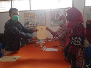 KPU Kota Medan menerima berkas perbaikan Paslon Bobby-Aulia, Rabu (16/9/2020).