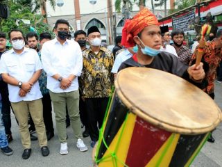 Bobby Nasution - Aulia Rachman saat acara temu ramah dan silaturahmi dengan Forum Minang Bersatu, Rabu (16/9/2020).