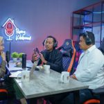Bobby Afif Nasution dengan Kepsek SDIT Nurul Azmi, Eko Syahputra saat podcast di Ruang Kolaborasi.