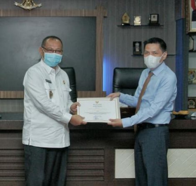 Plt Walikota Medan, Akhyar Nasution dengan pimpinan PT Surya Daindo Harmoni.