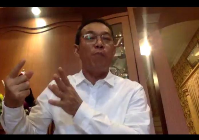Gus Irawan Pasaribu, anggota Komisi XI DPR RI saat memberi paparan di Webinar USU dengan tema Peran OJK dalam rangka pemulihan ekonomi nasional di masa pandemi covid-19, Jumat (25/9/2020), di Medan