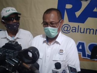 Calon Walikota Medan, Akhyar Nasution usai deklarasi relawan Alumni SMA 3 Medan.