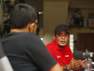 Calon Wakil Walikota Medan nomor urut 2, Aulia Rachman saat bertemu pelaku industri kreatif terpadu.