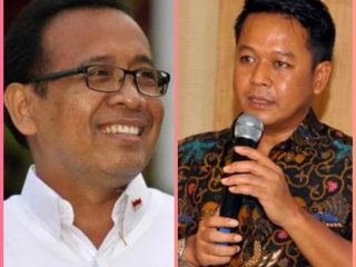 Mensesneg Prof Pratikno (kiri) dan Dekan Fisip USU, Dr Muryanto Amin (kanan)
