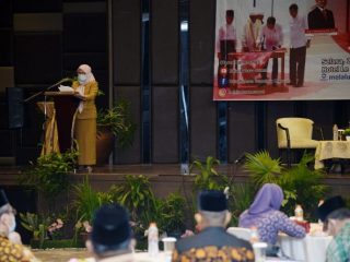Sekretaris Daerah Provinsi (Sekdaprov) Sumut R Sabrina saat membuka Gelar Wicara Nasional Bahasa dan Kemandirian Bangsa.