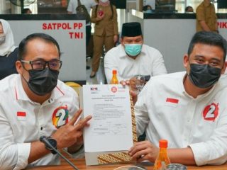Bobby Nasution dan Aulia Rachman saat acara pembekalan Pilkada Berintegritas 2020, Selasa (27/10/2020).