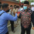 Calon Walikota Medan nomor urut 1, Akhyar Nasution saat bersilaturahmi di Gang Wasliyani, Kebun Lada Kelurahan Besar, Medan Labuhan, Kamis (29/10/2020).