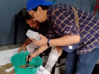 PT XL Axiata Tbk (XL Axiata) mengembangkan solusi berbasis Internet of Thing (IoT) di bidang agrikultur untuk meningkatkan kualitas kopi pascapanen. Solusi precision farming ini bernama “Smart Coffee Monitoring” .
