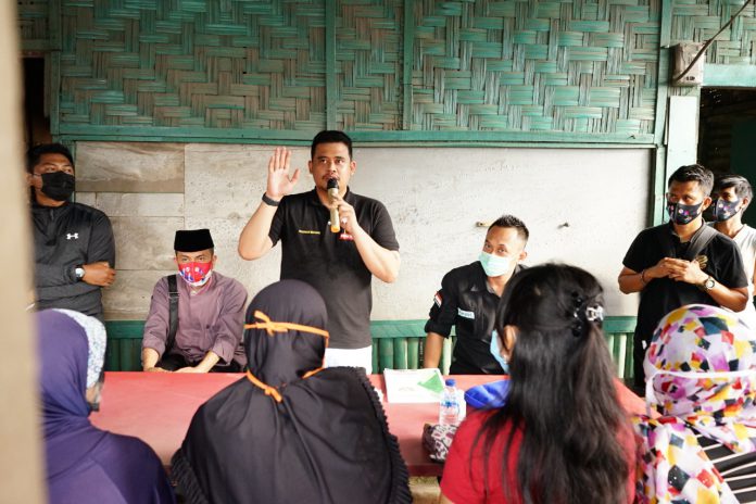 calon Walikota Medan nomor urut 2, Bobby Nasution saat melakukan kunjungan ke lokasi PIK Kota Medan.