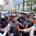 Ketua DPW FSPMI Sumut, Willy Agus Sutomo saat di wawancara.