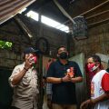 Bobby Nasution saat Blusukan ke Jalan Balai Desa Gang Flamboyan, Kelurahan Lalang, Medan Sunggal.