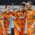 Pemain Juventus merayakan kemenangan Ferencvaros di Puskas Arena, Kamis dinihari (5/11/2020).