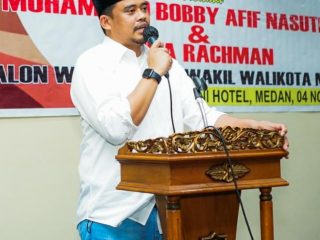 Calon Walikota Medan nomor urut 2, Muhammad Bobby Afif Nasution saat bersilaturahmi dengan para alim ulama di Hotel Madani, Medan.