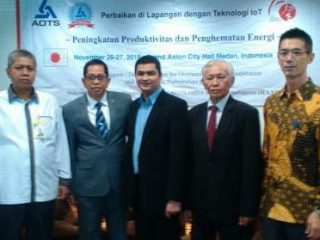 Kabir Bedi (tengah) Dirut Baru PDAM Tirtanadi.