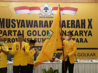 Pelantikan Ketua DPD I Golkar Sumatera Utara (Sumut), Musa Rajekshah (Ijeck) dan pengurus Golkar periode 2020-2025 di Hotel Adimulia Medan.