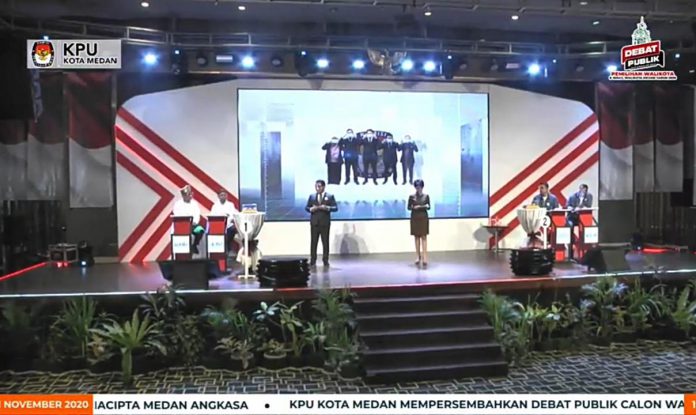 Suasana debat kedua Pilkada Medan, Sabtu (21/11/2020) malam. Debat ini disiarkan langsung TVRI.