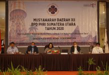 Dewi Juita Purba (tengah) ditunjuk BPP PHRI menjadi ketua sementara PHRI Sumut melalui surat mandat yang dikirimkan sampai terpilihnya ketua baru.