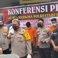 Kapolda Sumut Irjen Pol Martuani Sormin didampingi Kapolrestabes Medan Kombes Pol Riko Sunarko saat konfrensi pers di Rumah Sakit Bhayangkara Medan, Kamis (14/1/2021)