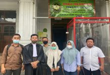 Hakim Pengadilan Negeri (PN) Medan memvonis bebas dua Asisten Apoteker Sukma Rizkiyanti Hasibuan dan Oktarina Sari terkait dugaan kesalahan pemberian obat.