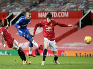 Manchester United gagal menang atas Everton pada lanjutan Liga Inggris di Old Trafford