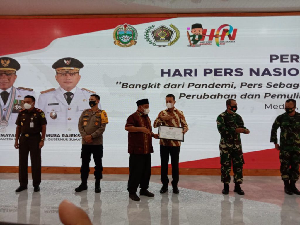 Pemprov Sumut juga menargetkan vaksinasi Covid-19 kepada wartawan sebagai profesi yang bersinggungan erat dengan seluruh kalangan dalam menyampaikan informasi