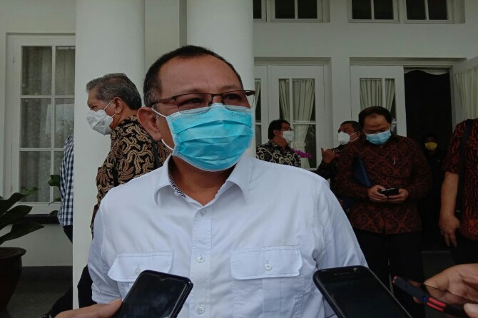 Menteri Dalam Negeri (Mendagri) akhirnya menandatangani SK Pendefitifan Akhyar Nasution sebagai Walikota Medan sisa masa jabatan 2016-2021 yang akan habis pada 17 Februari 2021 ini