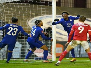 Gol tunggal Tammy Abraham menangkan The Blues 1-0 melawan Barnsley di babak kelima Piala FA dan mengantar Chelsea ke perempatfinal.