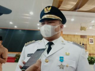 Hendrianto Sitorus resmi dilantik menjadi Bupati Labuhanbatu Utara (Labura) oleh Gubernur Sumut, Edy Rahmayadi.