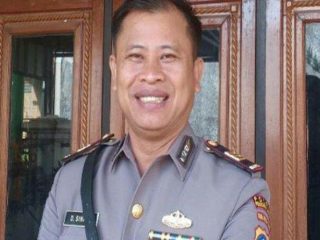 Terkait video viralnya yang diduga dugem di lokasi hiburan malam (diskotik) Pematangsiantar, AKP David Sinaga memberikan klarifikasi.
