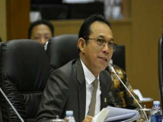 Dalam rapat kerja Komisi XI DPR RI dengan Dewan Gubernur Bank Indonesia di Jakarta, anggota Komisi XI DPR RI Gus Irawan Pasaribu mengapresiasi kepada BI