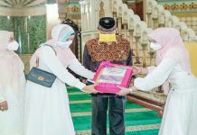 Dalam bentuk kepedulian terhadap fasilitas rumah ibadah, Ikatan Pengusaha Muslimah Indonesia (IPEMI) Kota Medan membentuk program berbagi 1.000 mukena ke berbagai masjid yang ada di Kota Medan.