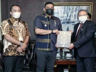 Pemerintah India menyiapkan beasiswa bagi staf di Pemko Medan yang ingin belajar di negara tersebut. Tidak hanya itu, segala akomodasi ditanggung selama belajar.