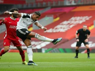 Liverpool lagi-lagi menelan kekalahan di Anfield pada Minggu (7/3/2021), The Reds menyerah dengan skor 0-1 atas Fulham pada duel lanjutan Premier League 2020/2021.