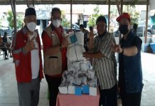 Ketua DPRD Sumatera Utara (Sumut), Baskami Ginting menggelar bakti sosial berupa pemberian masker dan pemeriksaan gratis di Desa Batukarang, Kecamatan Payung, Kabupaten Karo, Minggu (07/03/2021).