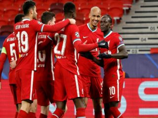 Liverpool yang terseok-seok di Liga Inggris, namun sangar di Liga Champions