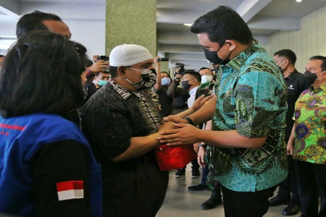 Walikota Medan, Muhammad Bobby Afif Nasution menegaskan, dari 96 ribu vial vaksin Covid-19 yang dimiliki Kota Medan, sebanyak 78 ribu vial sudah digunakan.