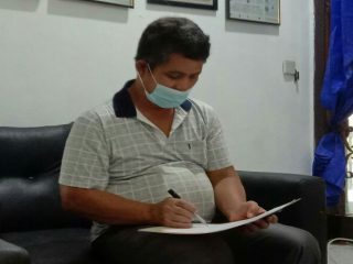 Henry Tamba, warga Jalan Setiabudi, Kelurahan Tanjung Sari juga mengadukan lonjakan tagihan air PDAM miliknya ke Ombudsman RI Perwakilan Sumut